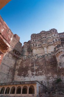 Il Mehrangarh Fort: Un'imponente fortezza scolpita nella roccia e un tesoro di storia Rajput!