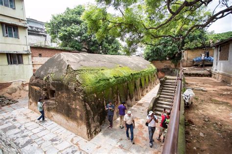 La Tomba di Tipu Sultan: Una Storia di Coraggio e Splendore Mogul!